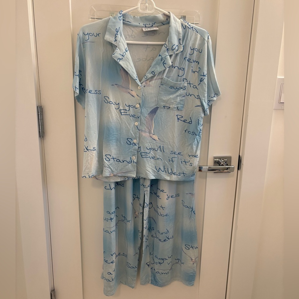 TAYLOR SWIFT wildest dreams PJ set size S